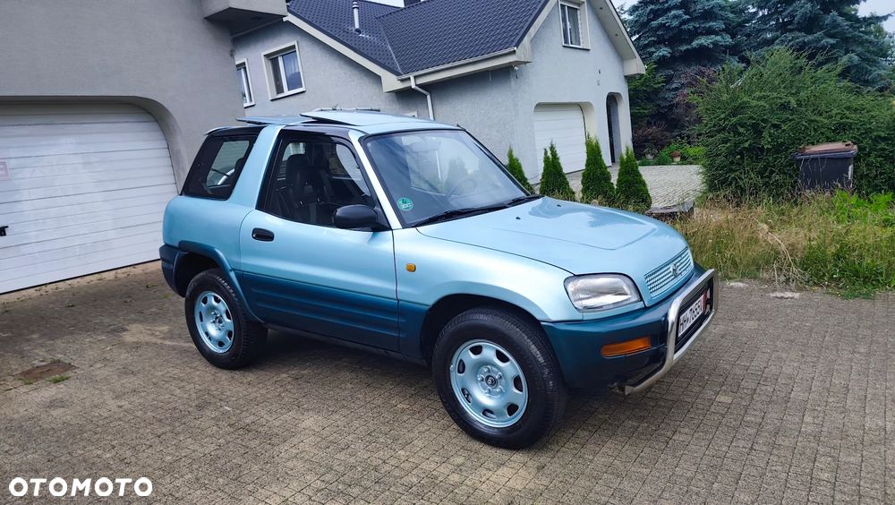 Toyota RAV4 2.0 GLi - 27