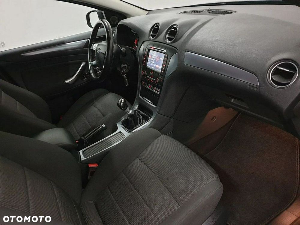 Ford Mondeo SW 2.0 TDCi Titanium - 40