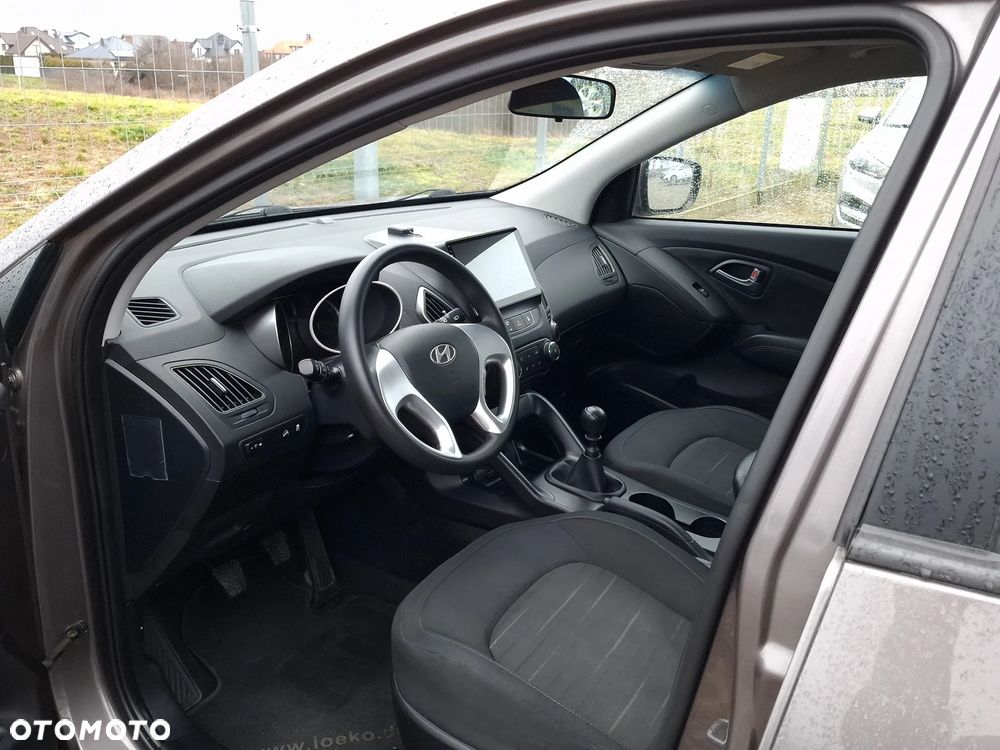 Hyundai ix35 blue 1.6 2WD Finale Gold - 5