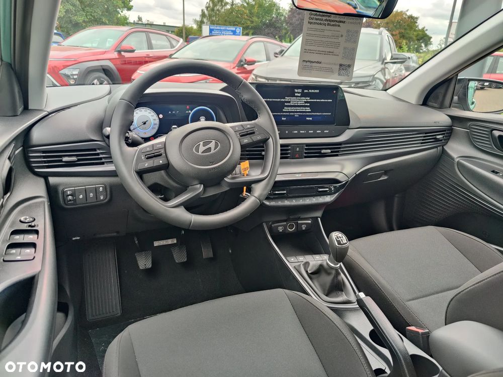 Hyundai i20 1.2 Modern - 12