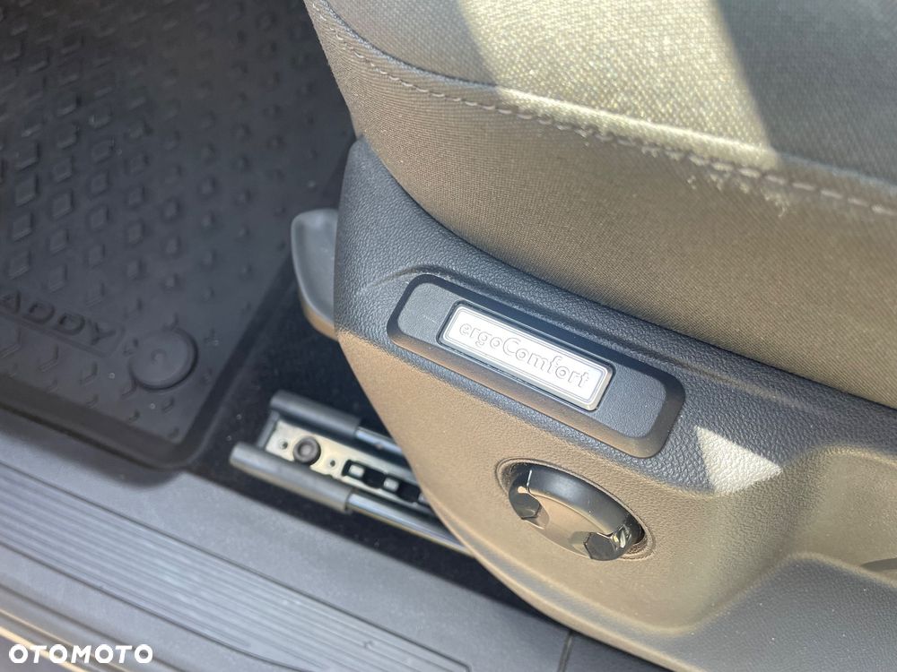 Volkswagen Caddy 2.0 (5-Si.) Maxi Beach - 17