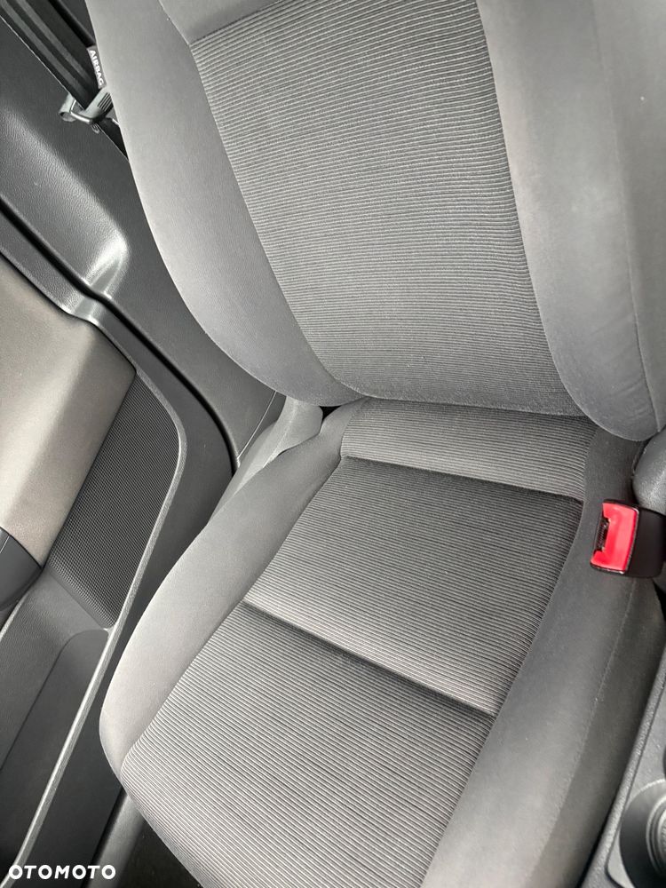 Volkswagen Golf 1.9 TDI Comfortline - 16