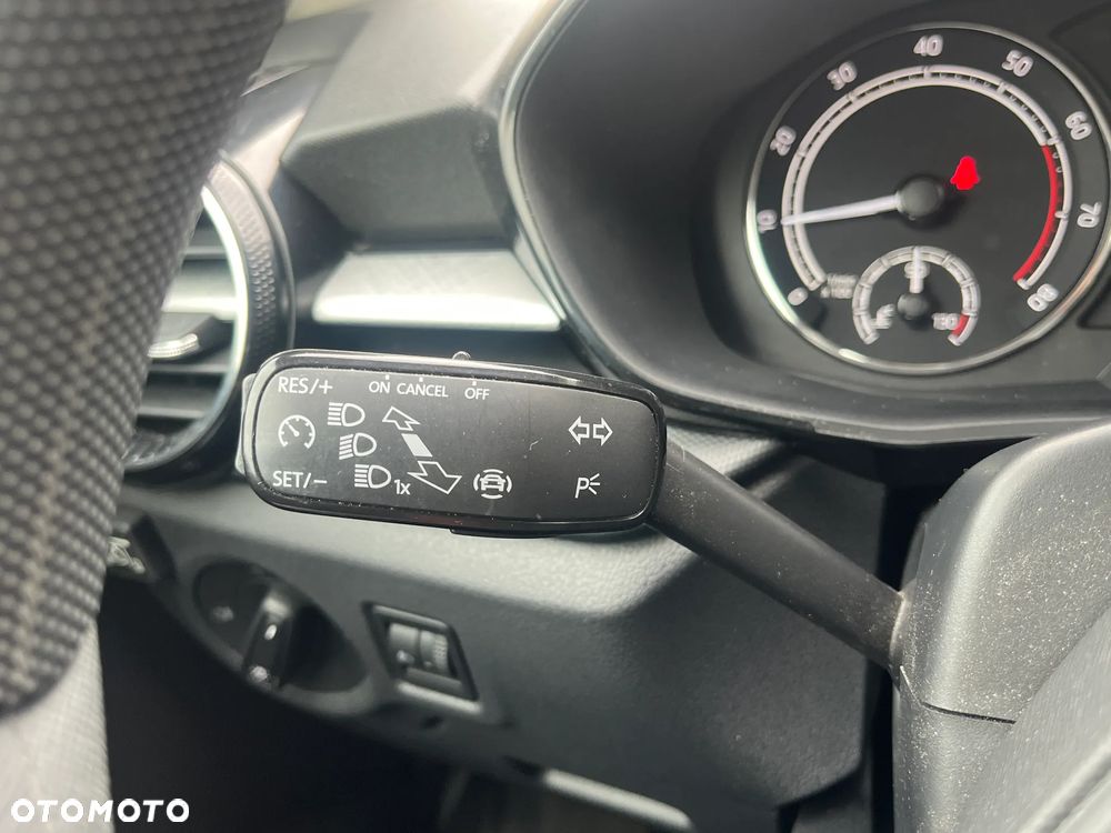 Skoda Fabia 1.0 Ambition - 22