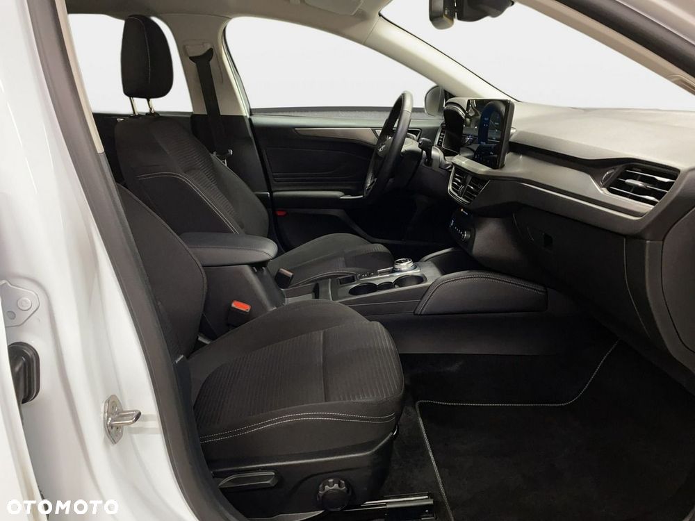 Ford Focus - 12