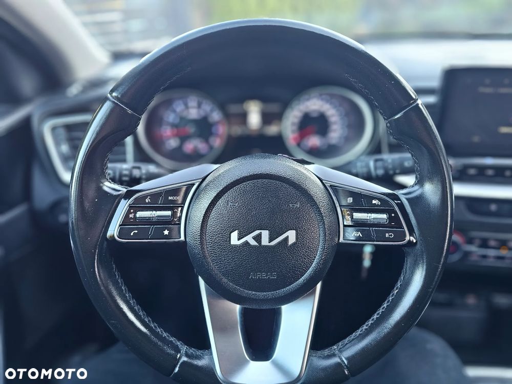 Kia Ceed 1.5 T-GDI L - 11