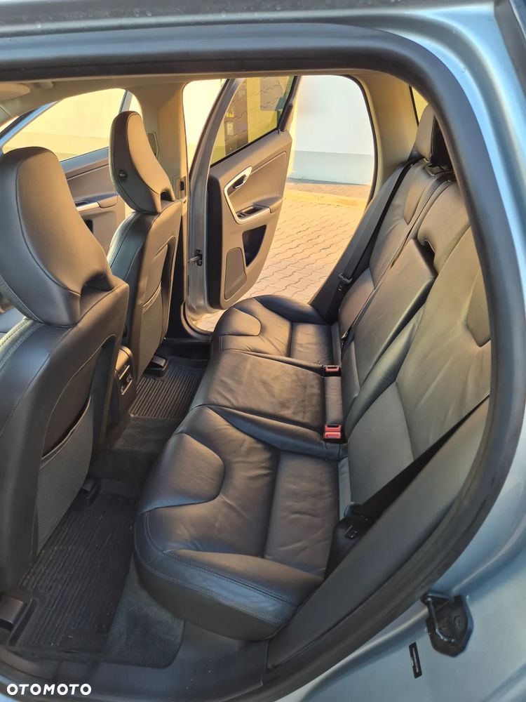 Volvo XC 60 T6 AWD Kinetic - 9