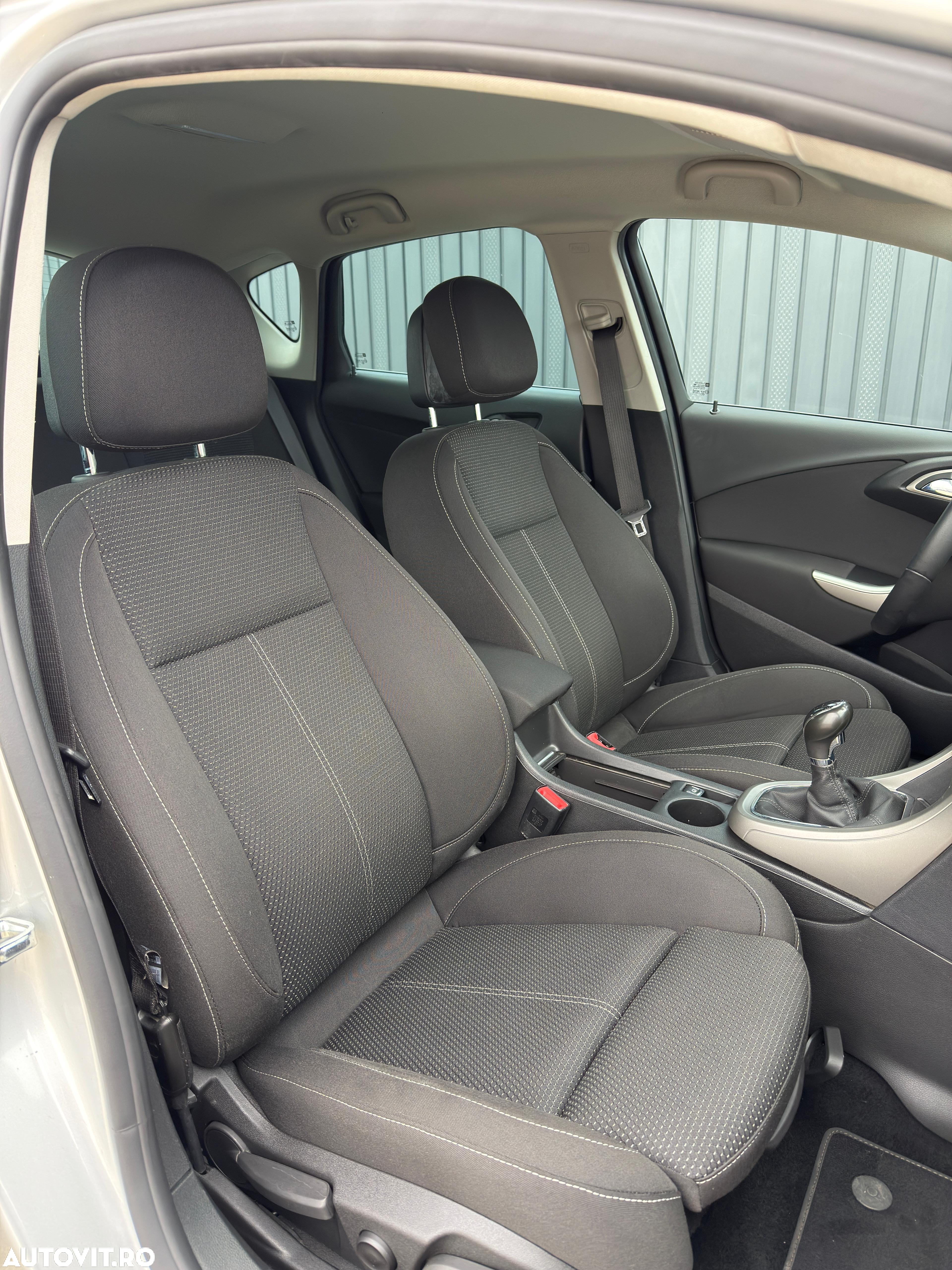 Opel Astra 1.6 Edition - 9