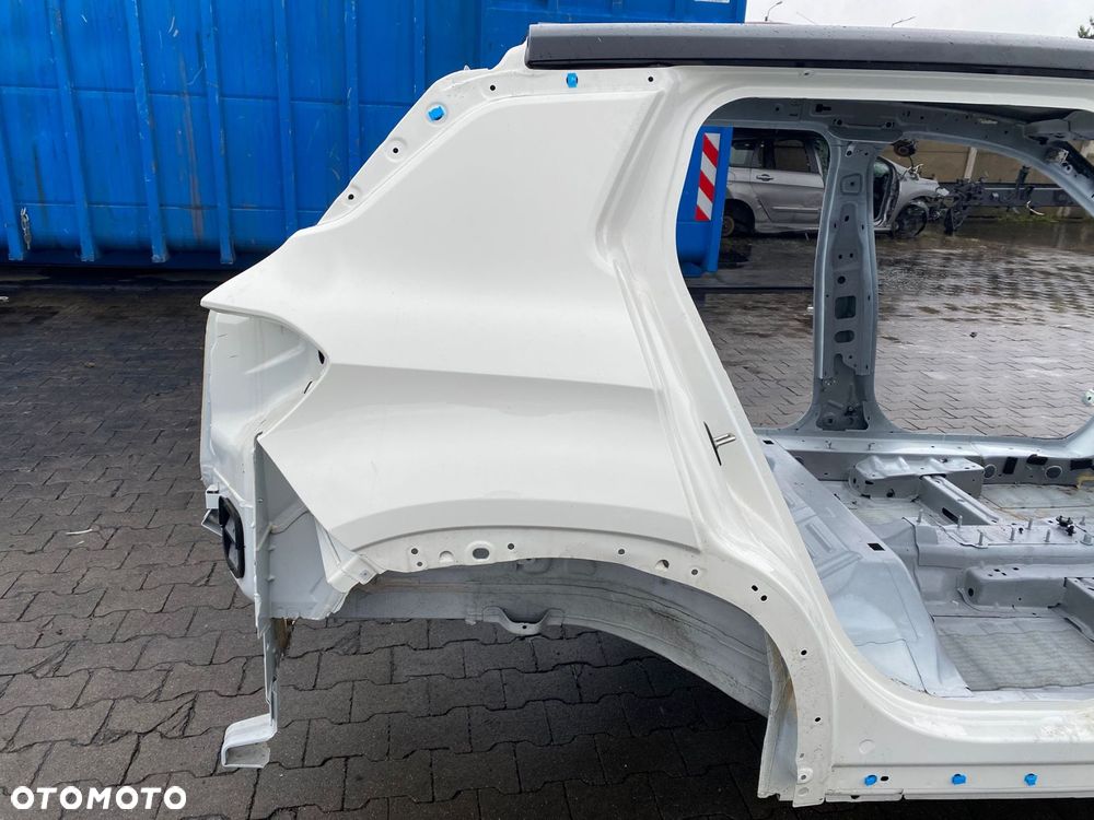 BŁOTNIK TYŁ PRAWY ĆWIARTKA JEEP AVENGER  BIAŁY 934 - 3