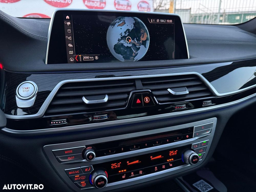 BMW Seria 7 740e iPerformance - 13