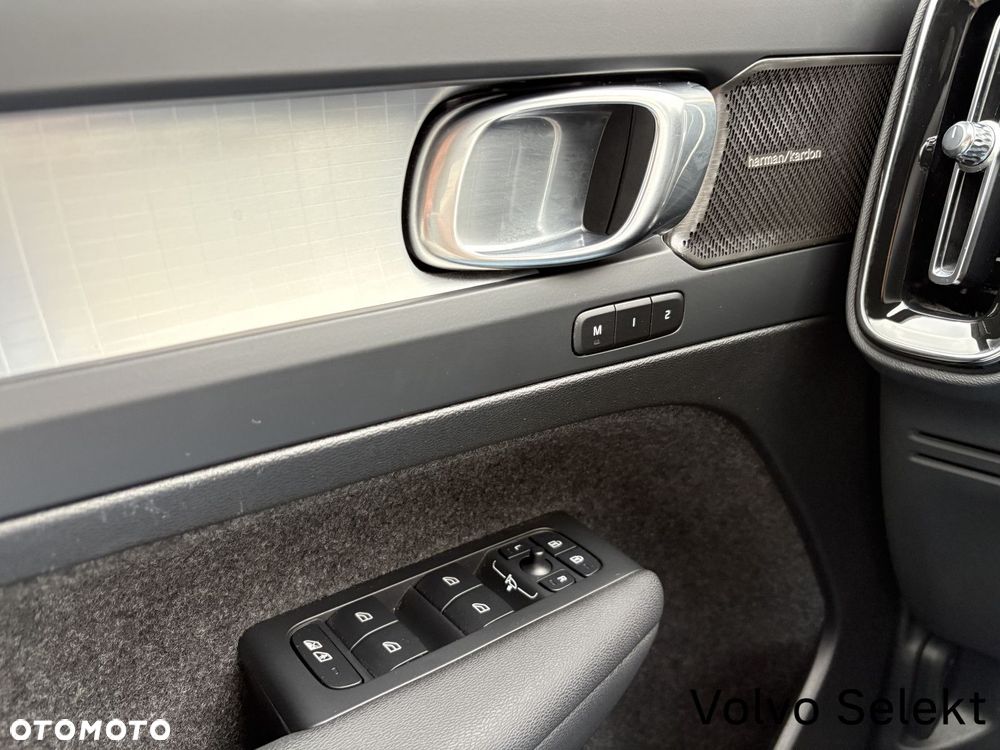 Volvo XC 40 - 18