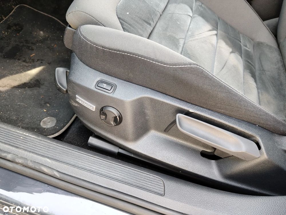 Volkswagen Golf VII 1.5 TSI BMT Evo Highline - 14