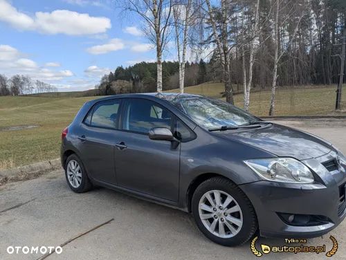 Toyota Auris 1.6 VVT-i Sol - 1
