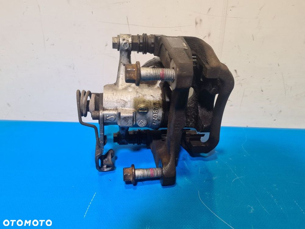 ZACISK HAMULCOWY TYŁ PRAWY OPEL ASTRA K 1.6 CDTI - 3