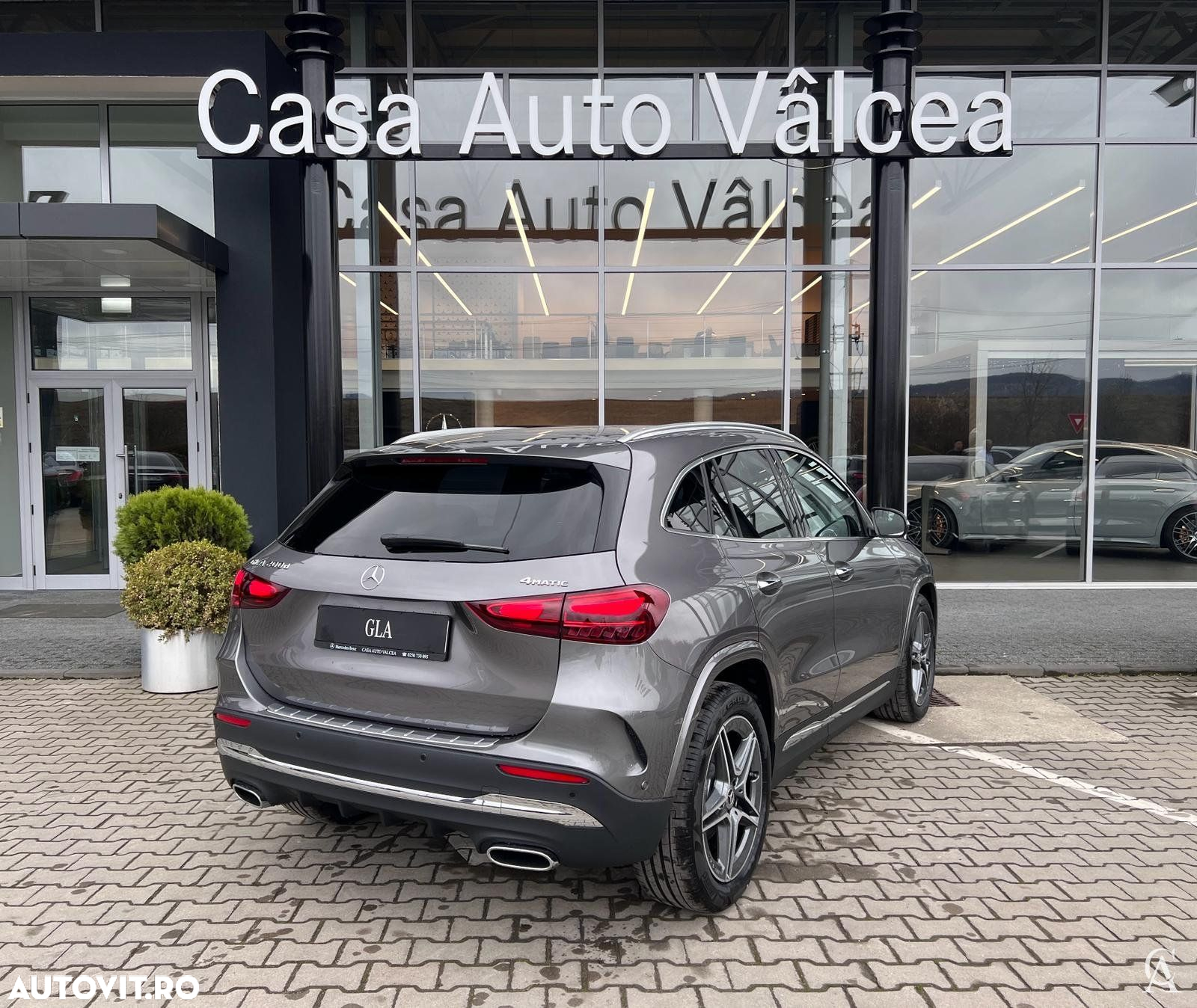 Mercedes-Benz GLA 200 d 4MATIC Aut. - 3