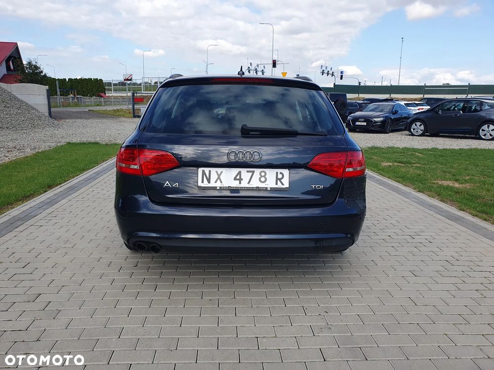 Audi A4 - 8