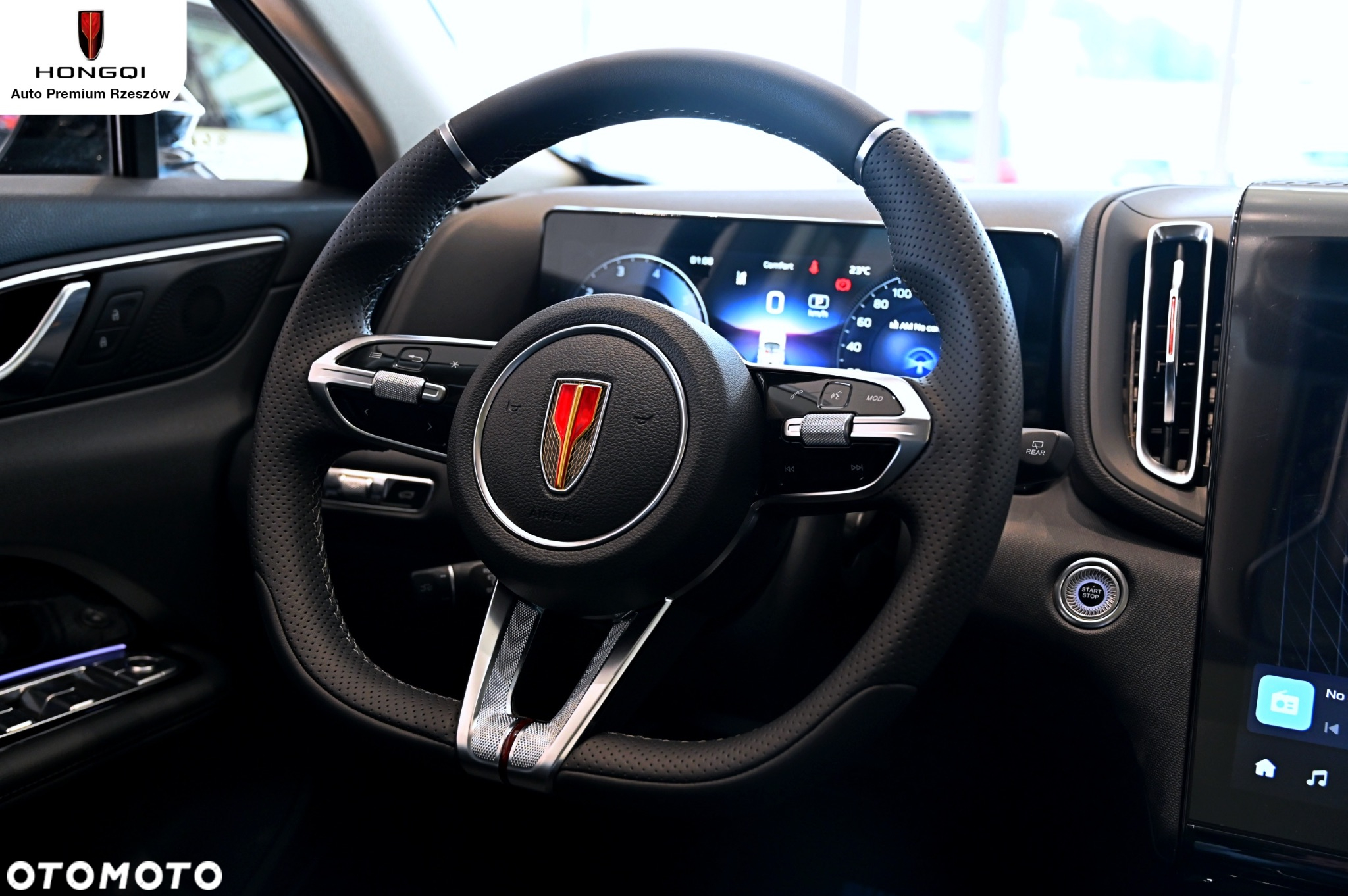 Hongqi HS3 - 6