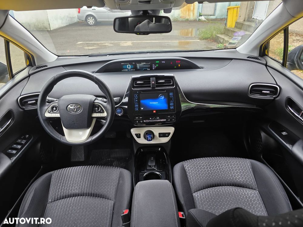 Toyota Prius 1.8 Dual VVT-i Luna - 15