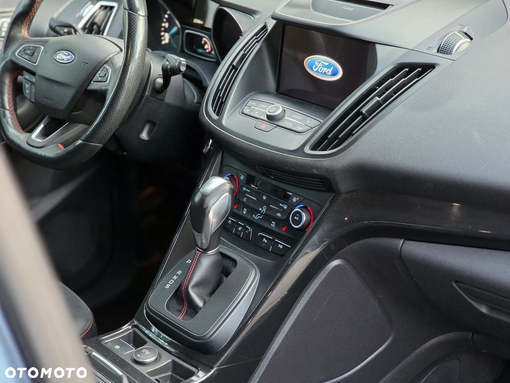 Ford Kuga 2.0 TDCi 4x4 ST-Line - 18