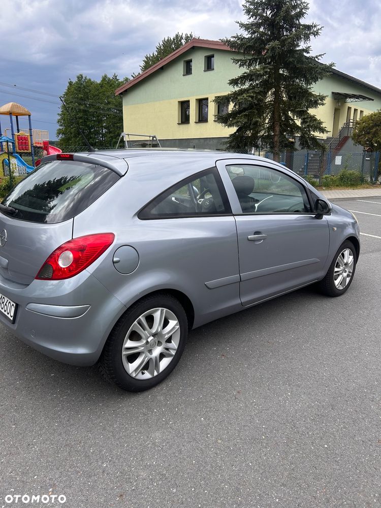 Opel Corsa 1.0 12V Cosmo - 4
