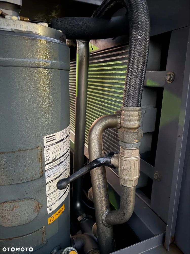 Atlas Copco XAHS 186 Kompresor Śrubowy sprężarka 11 m3. Regulacja ciśnienia bar 10. Chłodnica Cyklonowa Osuszacz! Silnik DEUTZ 150 KM. Potężna moc. 2014 rok 2173 mtg. Sprowadzony z Norwegii! Dokumenty do Rejestracji jako pojazd. Maszyna jak Nowa z Salonu!! - 18