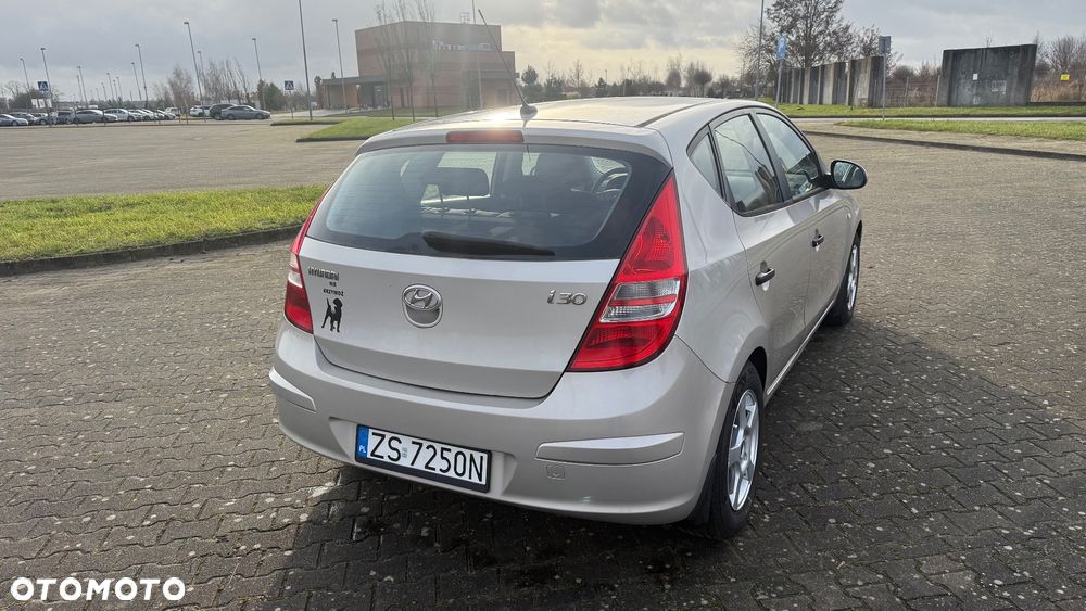 Hyundai i30 1.4 Base - 5