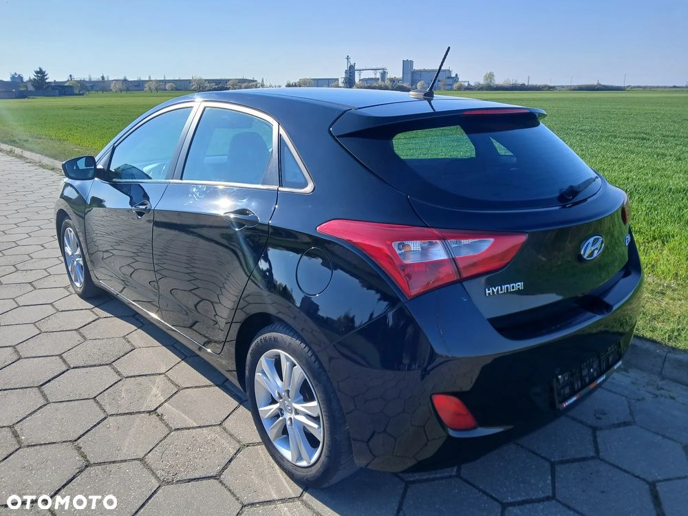 Hyundai i30 1.6 GDI Premium - 13