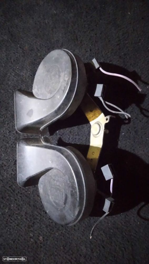 Buzina Alfa Romeo 156 (932_) - 4