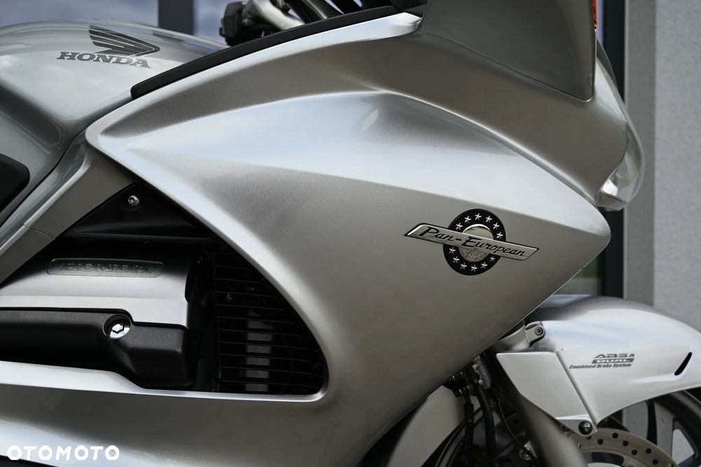 Honda ST - 30