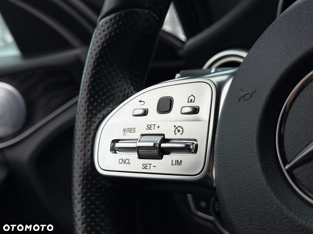 Mercedes-Benz Klasa C 200 4MATIC 9G-TRONIC - 17