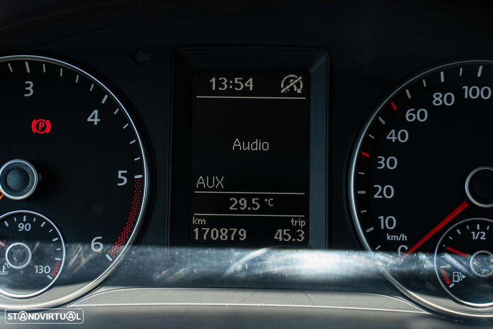 VW Touran 1.6 TDI Blue.Trendline 7L - 9