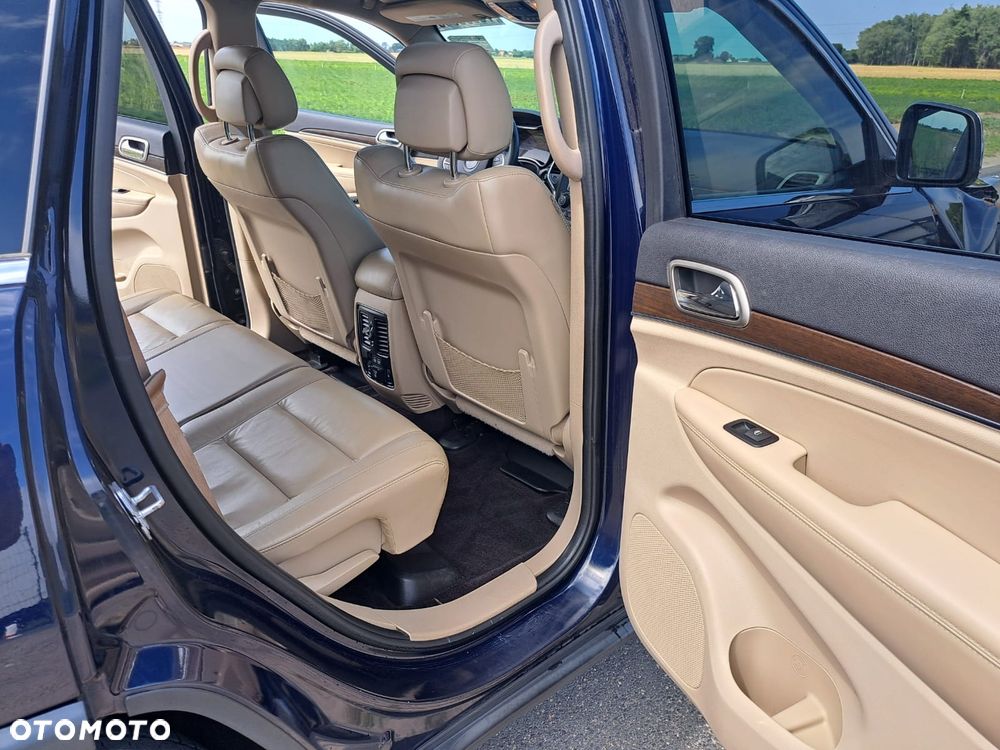 Jeep Grand Cherokee - 20