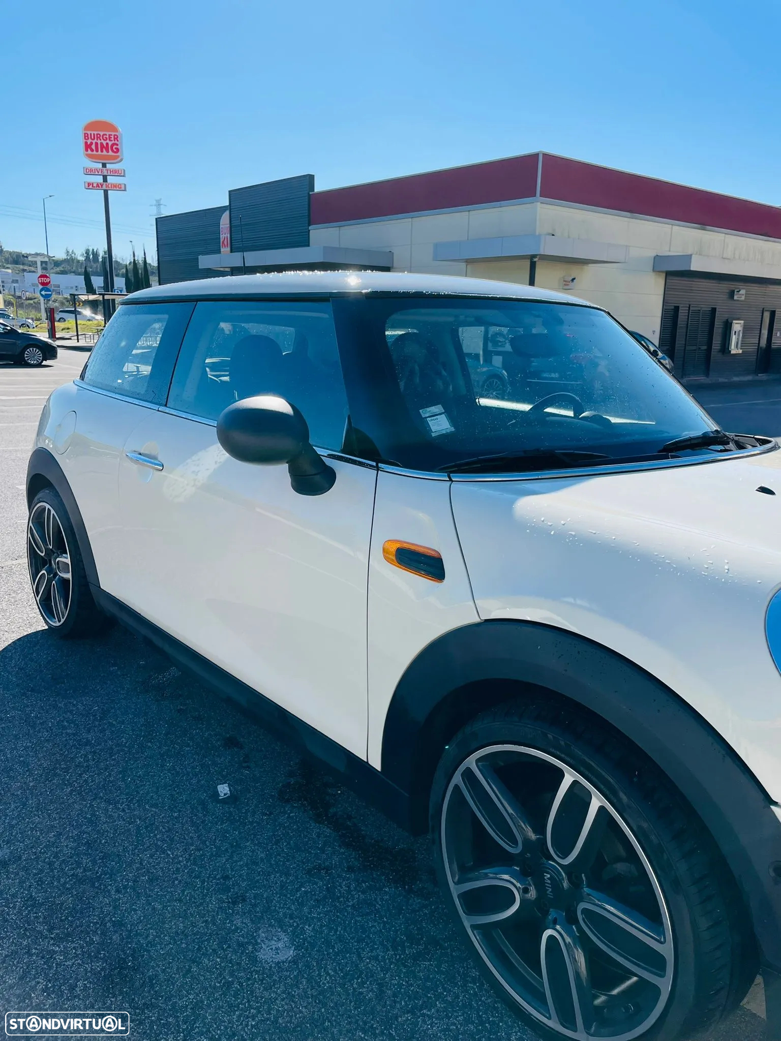 MINI 3 Portas One D - 2