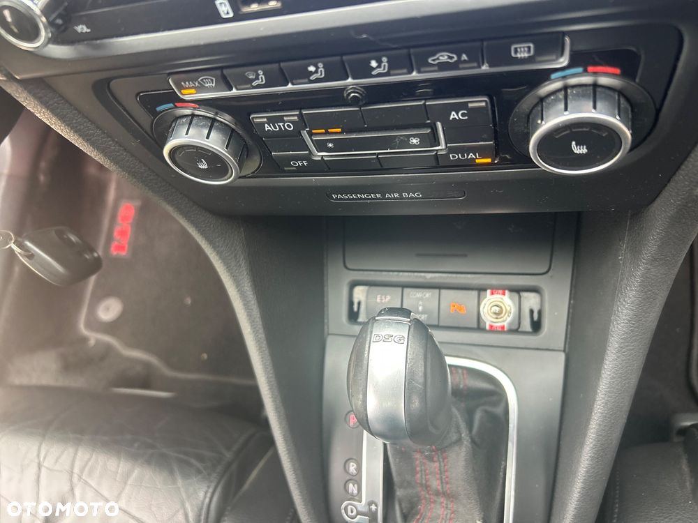 Volkswagen Golf 2.0 GTI DSG - 14