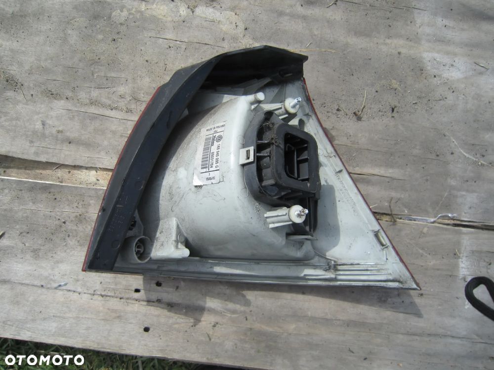 Lampa tył tylna lewa VW Golf V HB 1K6945095G - 4