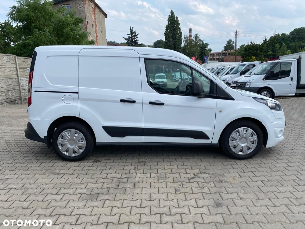 Ford CONNECT - 4