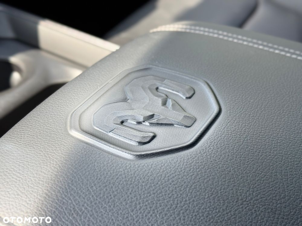 RAM 1500 - 20