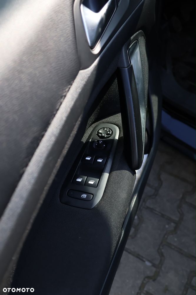 Peugeot 308 - 30