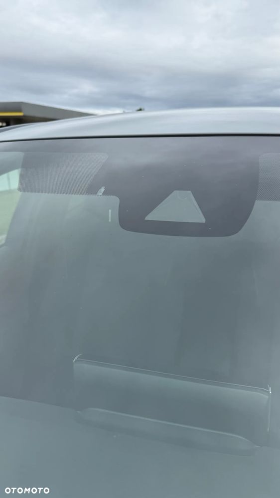 Toyota Corolla 1.8 Hybrid - 25