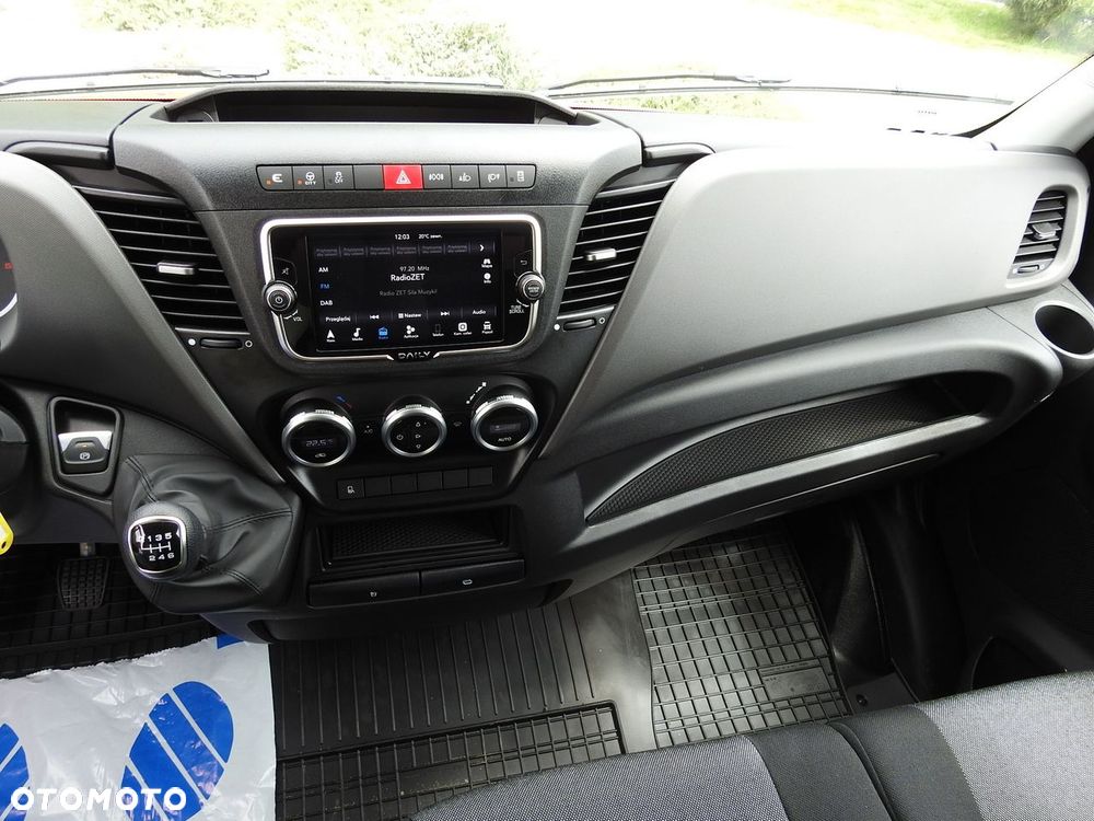 Iveco DAILY 35S18 NOWY KONTENER 10 PALET TEMPOMAT NAWIGACJA KLIMATYZACJA LEDY GWARANCJA  180KM - 34
