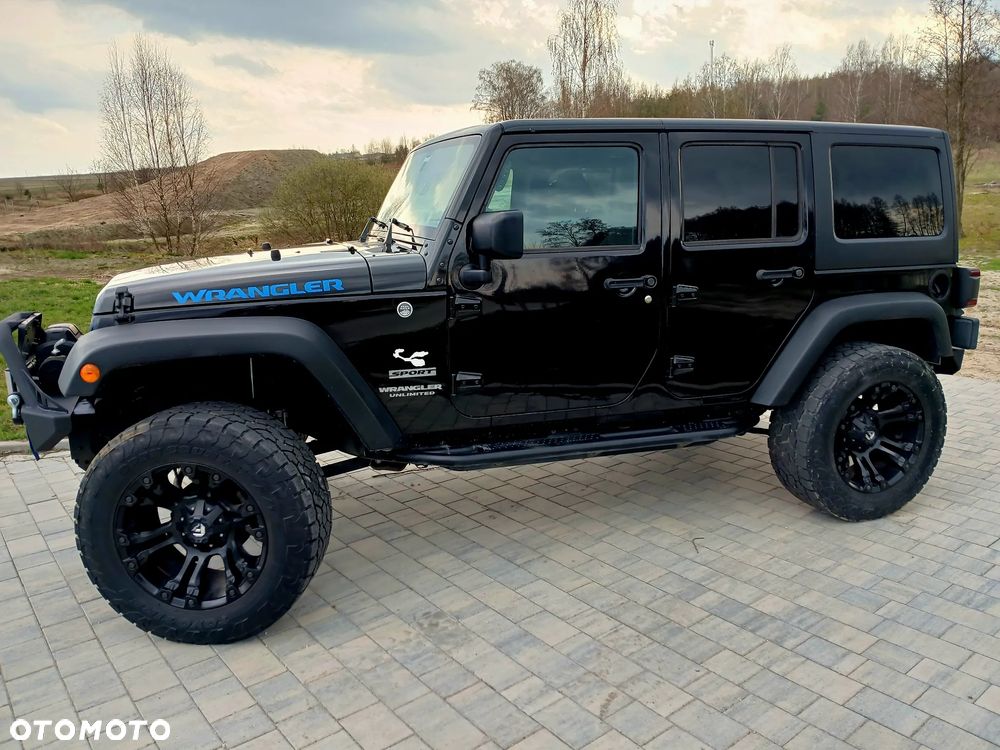 Jeep Wrangler 3.6 Unlim Black Edition II - 8