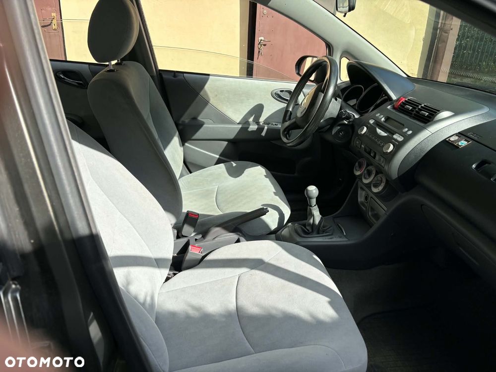 Honda City 1.4 Comfort - 8