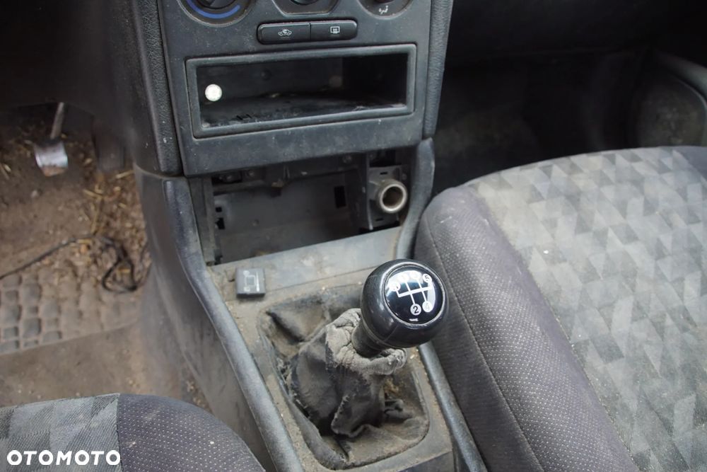 Auto na części - Opel Astra II G 1.6 16V 100 KM X16XEL F17 Z374 1998R Silnik Skrzynia Drzwi Maska Błotnik Zderzak Lampa Lusterko Klamka Szyba Deska Kokpit Sterownik Moduł Czujnik Licznik Panel Kierownica - 13