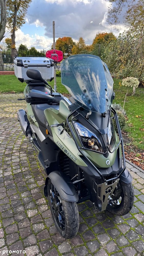 Piaggio MP-3 - 1