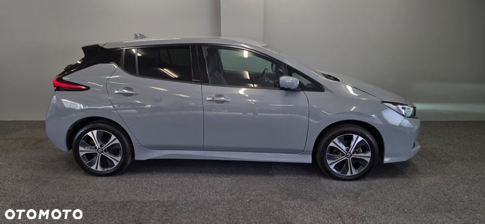 Nissan Leaf 62 kWh e+ N-Connecta - 11