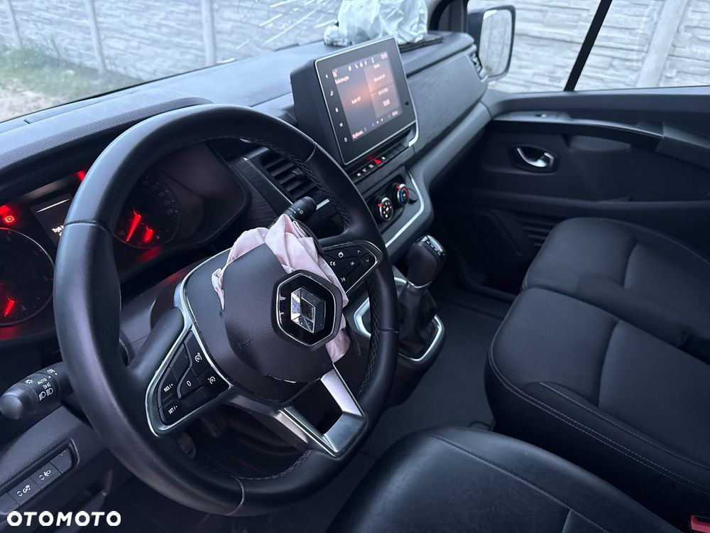 Renault Trafic 2.0 dCi EDC - 8