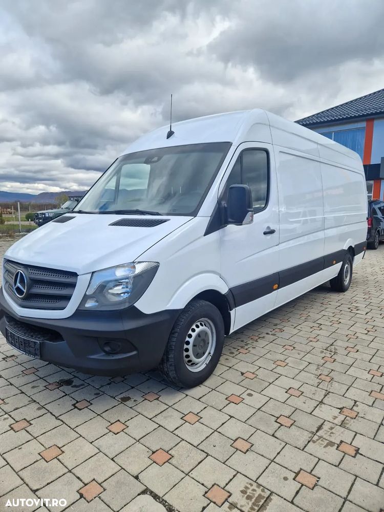 Mercedes-Benz Sprinter 314 CDI MAXI XXL An 2017 Cutie Automată Climă Navigație Mare Scaun pernă aer Pilot automat Cameră video pe marșalier Cârlig de remorcare - 2