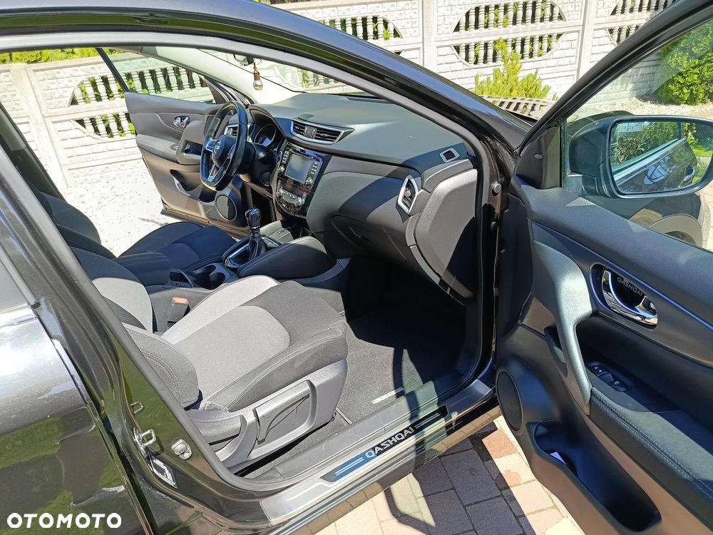 Nissan Qashqai 1.2 DIG-T N-Connecta - 12