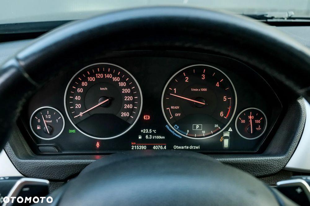 BMW Seria 3 320d Sport Line - 16