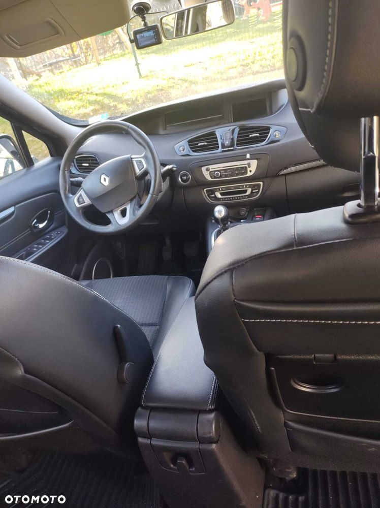 Renault Scenic - 5
