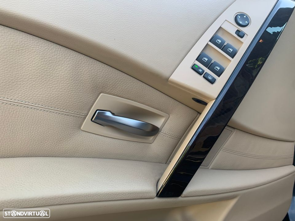 BMW 520 - 19